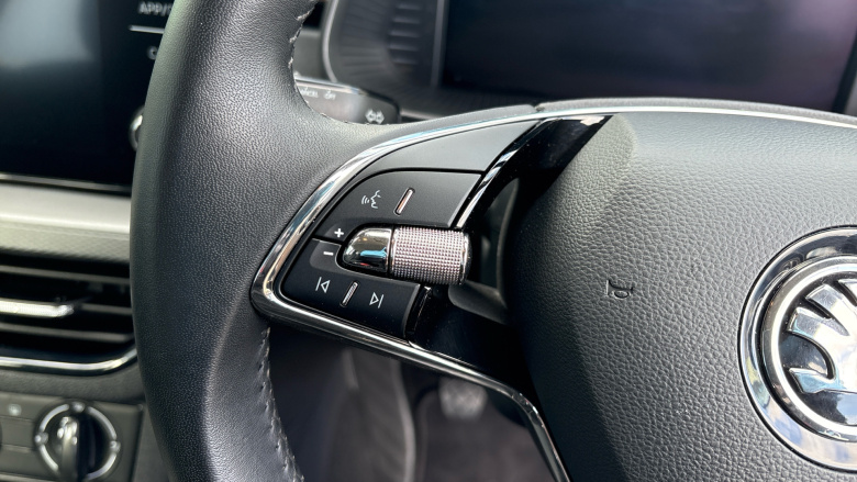 Skoda Kamiq 1.0 TSI 95 SE 5dr Petrol Hatchback